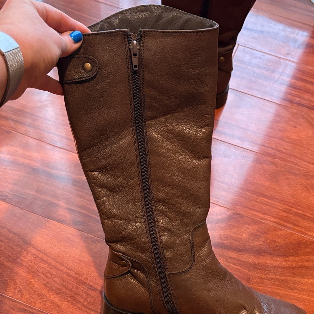 Brown Leather Riding Boots - Picture 5 of 5